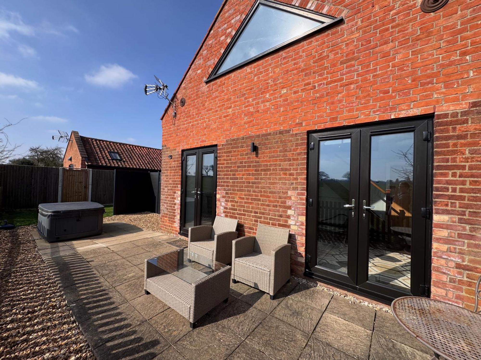 Brick Kiln Barns * North Walsham